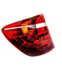 چراغ عقب در صندوق بی ام و X3 سمت چپ اصلی کد اتاق F25