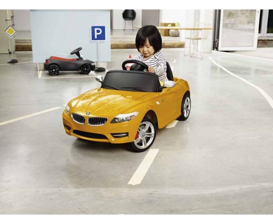 ماشین کودک زرد بی ام و BMW Z4